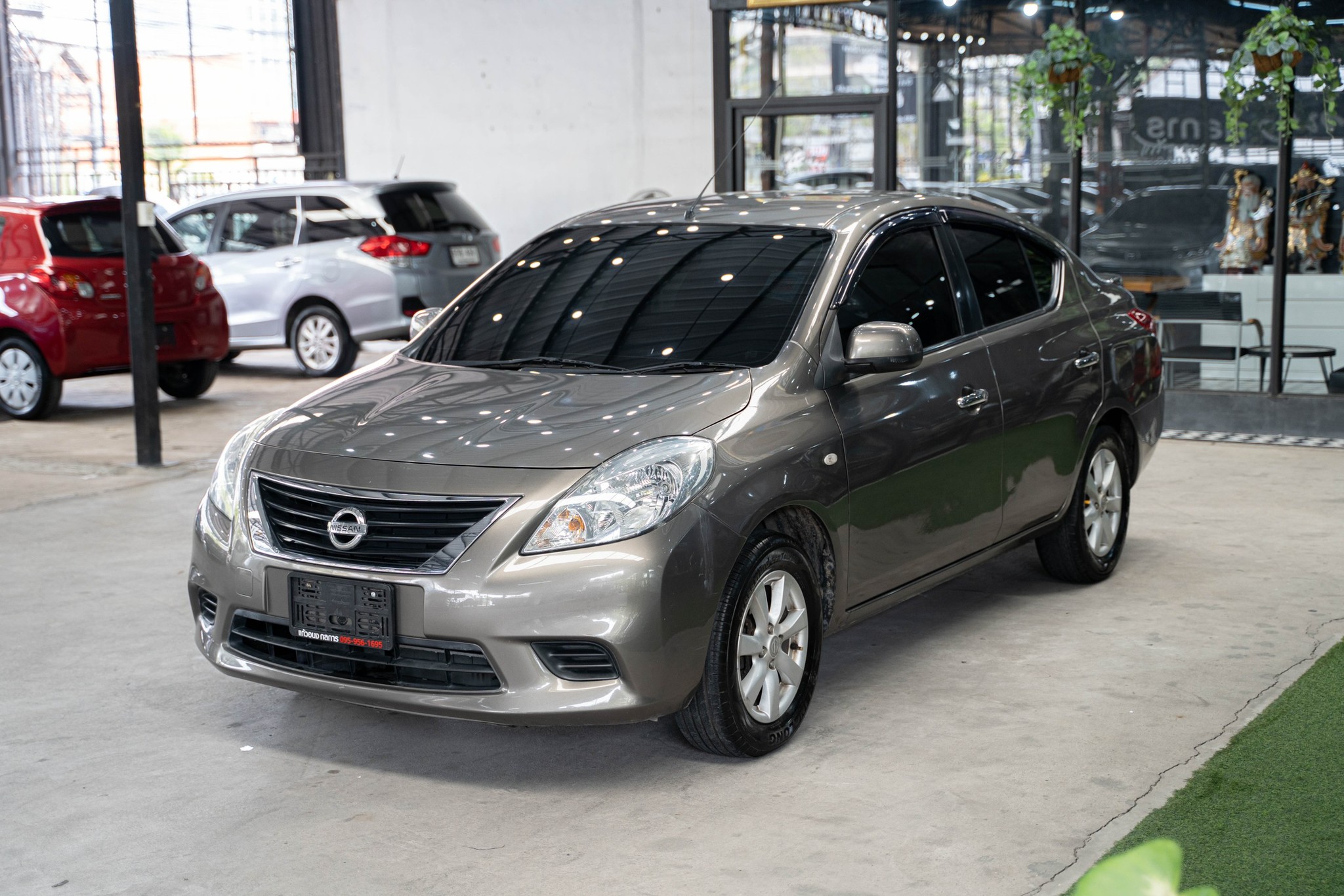 Nissan Almera 1.2V CVT