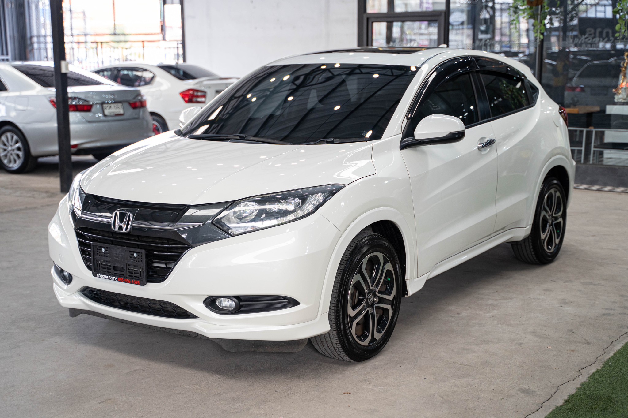 Honda HR-V ปี 2015 ตัว EL sunroof